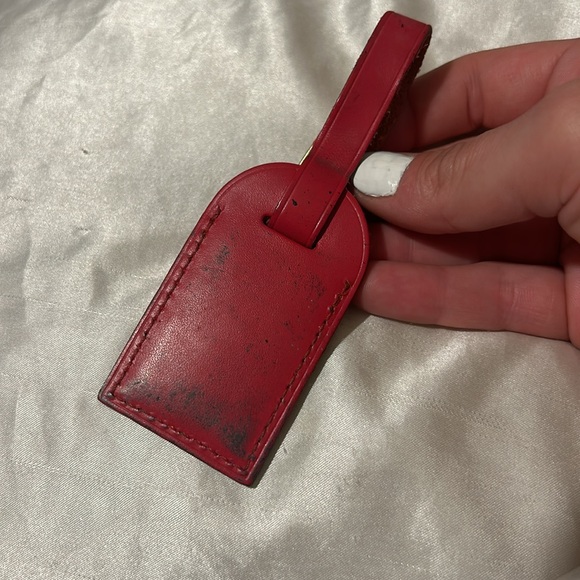 Authentic Louis Vuitton Red Leather Mini Luggage Tag - Picture 3 of 5